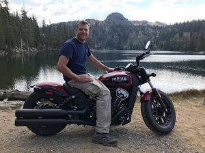 Meet your Posher, Casey